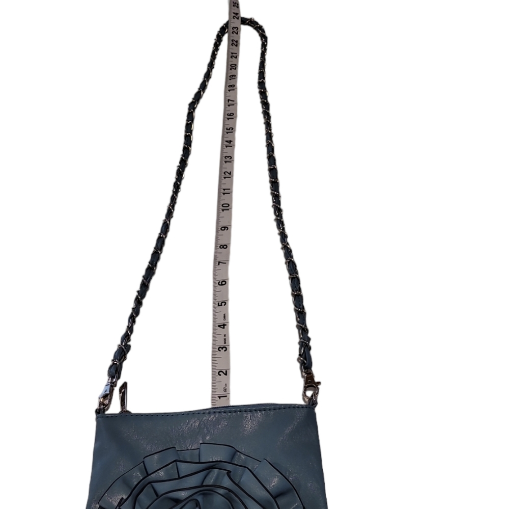 Periwinkle Blue Floral Crossbody - Picture 6 of 10